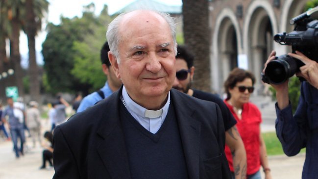 Arzobispado de Santiago negó encubrimiento del cardenal Errázuriz a Karadima