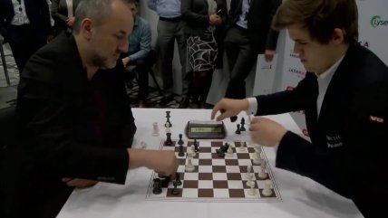   Jugadores de ajedrez sorprenden con su rapidez 