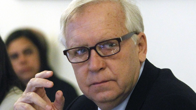 Ministro Burgos tiene 