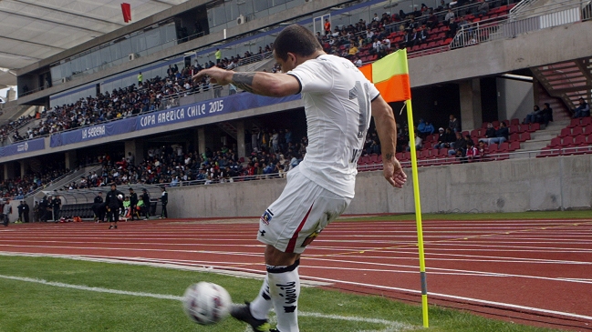 Emiliano Vecchio: Mi idea es quedarme en Colo Colo, pero no he recibido ofertas para renovar