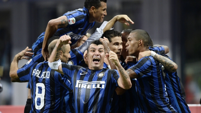 La idea de AC Milan para ayudar a refugiados: el que gane el derbi, paga