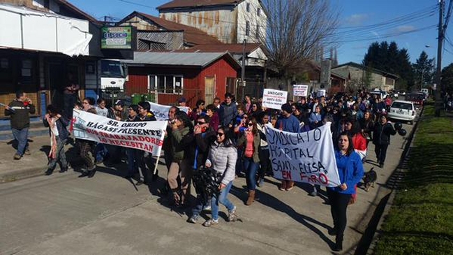 Trabajadores marcharon para evitar cierre del Hospital Santa Elisa