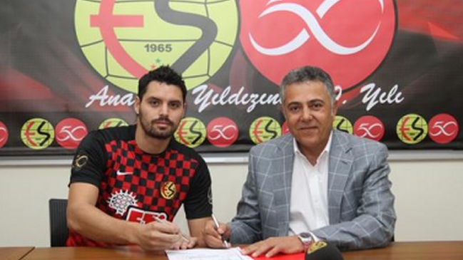 Sebastián Pinto participó en la derrota de Eskisehirspor en Turquía