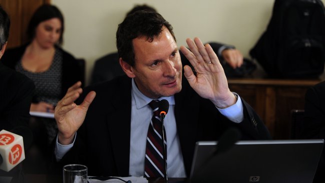 Raphael Bergoeing descartó una crisis en la economía mundial