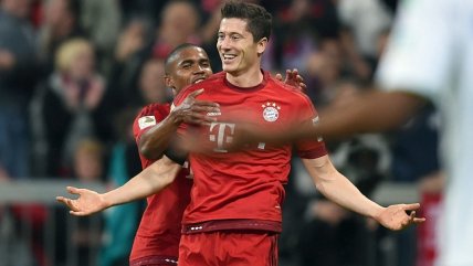Robert Lewandowski anotó cinco goles en nueve minutos en victoria de Bayern Munich