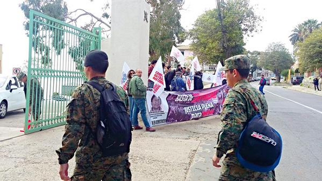 Estudiante que acusa maltratos es careado con funcionario de Fuerzas Especiales