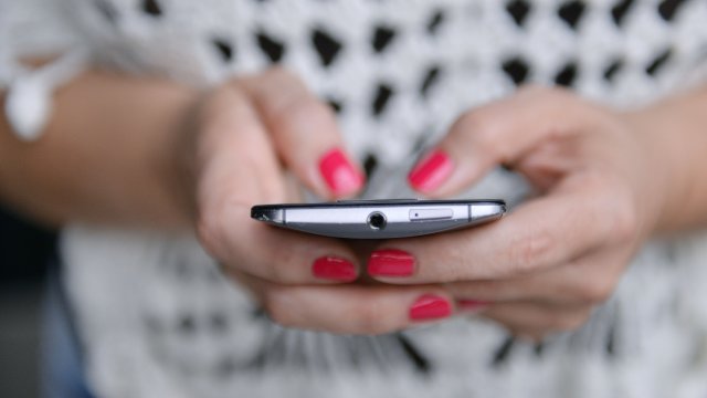 Accesos a internet alcanzaron los 12 millones