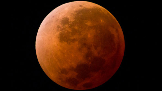 Realizarán tour para apreciar eclipse Lunar y súper luna en la Cordillera de Machalí