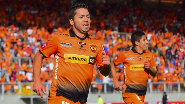 Cobreloa quedó como puntero en la Primera B tras vencer a Santiago Morning