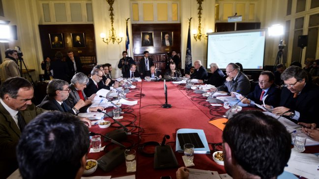 Presupuesto: Oficialismo blinda prioridades y oposición pide 