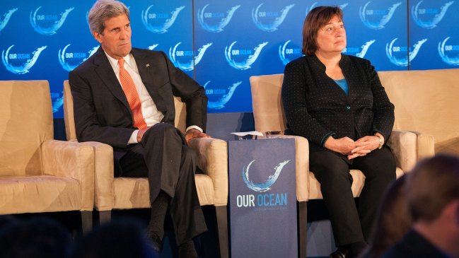 Seminario internacional sobre océanos traerá a Chile a secretario de Estado de EE.UU.