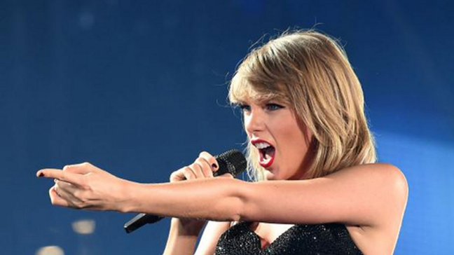 Taylor Swift lo hizo otra vez: Ahora cantó junto a Mick Jagger y Steven Tyler