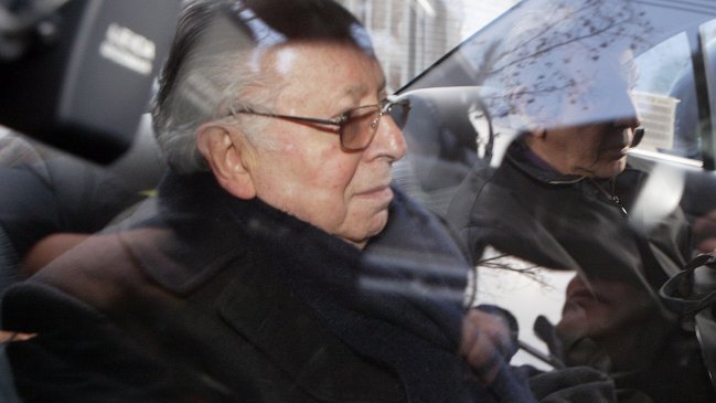 Juez desestimó solicitud de interrogar a Karadima en su residencia