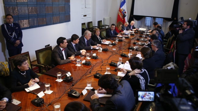 Gobierno se desplegará en terreno para dar a conocer detalles del Presupuesto 2016