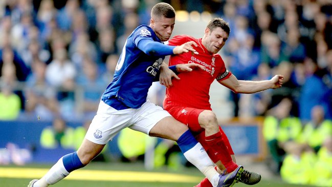 Liverpool igualó con Everton en uno de los clásicos del fútbol inglés