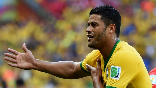 Hulk sobre defensores de Chile: Son bajos y pegan bastante