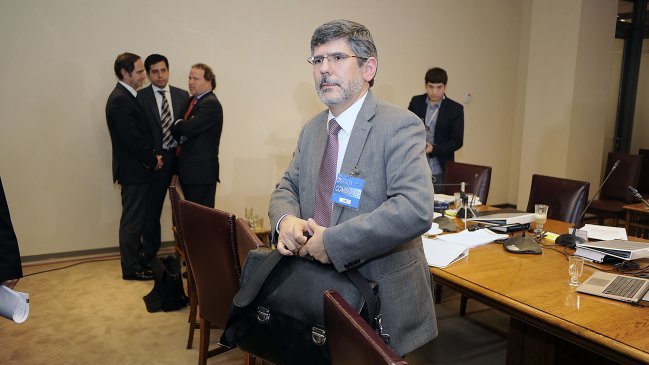 Este miércoles el Senado votará designación de Enrique Rajevic como contralor