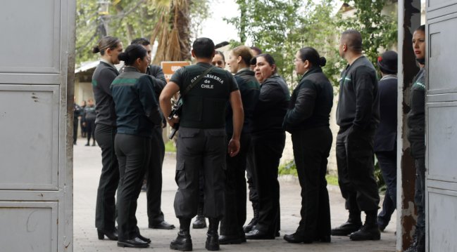 Funcionarios de Gendarmería depusieron su movilización