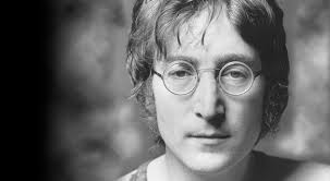 Liverpool se vuelca en la celebración del 75 cumpleaños de John Lennon