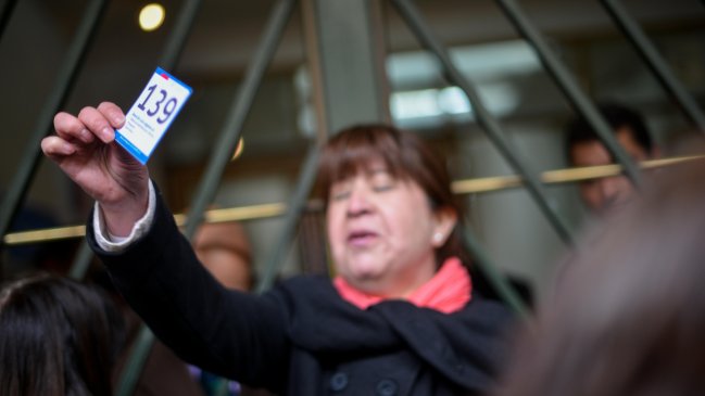 Gobierno descontará días no trabajados a funcionarios del Registro Civil