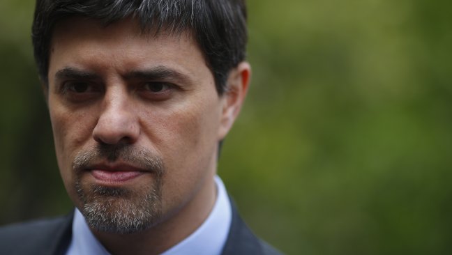 Vocero de Gobierno reafirmó que se descontarán días a funcionarios de Registro Civil