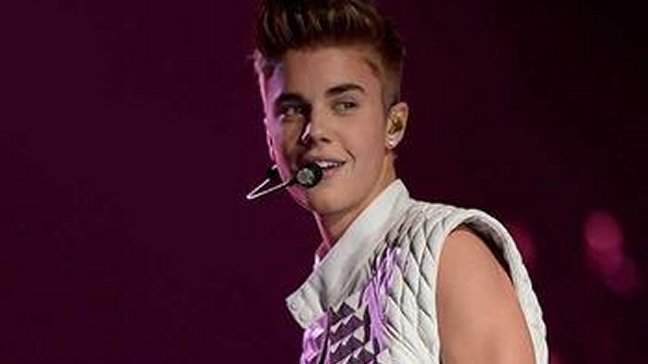 Amenazan con demanda por fotos de Justin Bieber desnudo