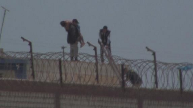 Dos muertos y 49 heridos dejó un incendio y posterior motín en prisión de Perú