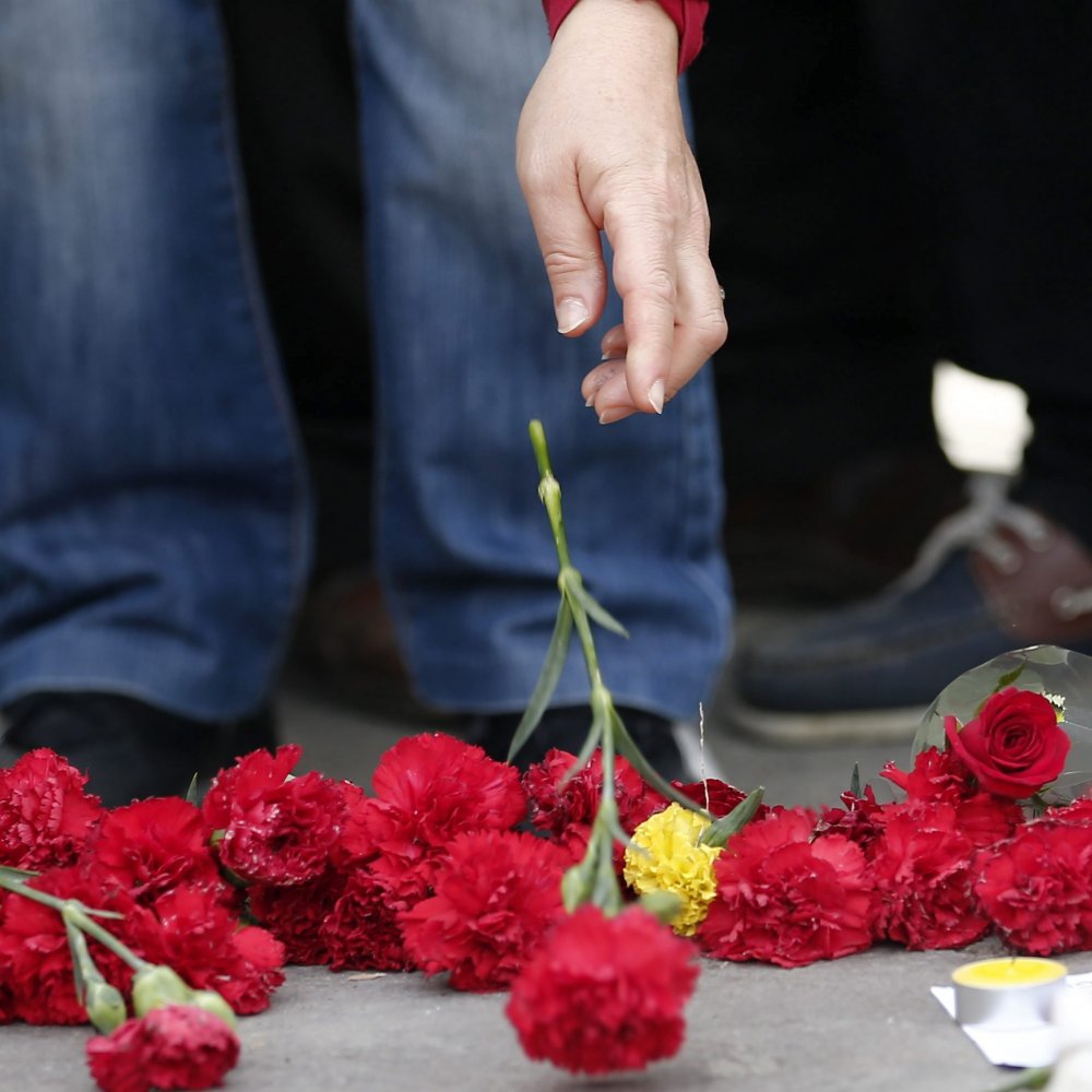 Policía de Turquía apunta a Estado Islámico como autor de matanza de Ankara