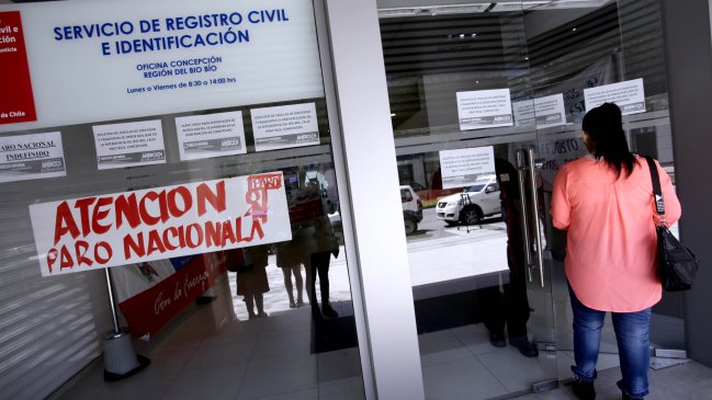 Funcionarios del Registro Civil advierten que no realizarán matrimonios ni AUC