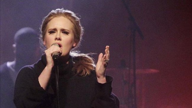 Adele estrena en televisión varios segundos de su nuevo y esperadísimo álbum