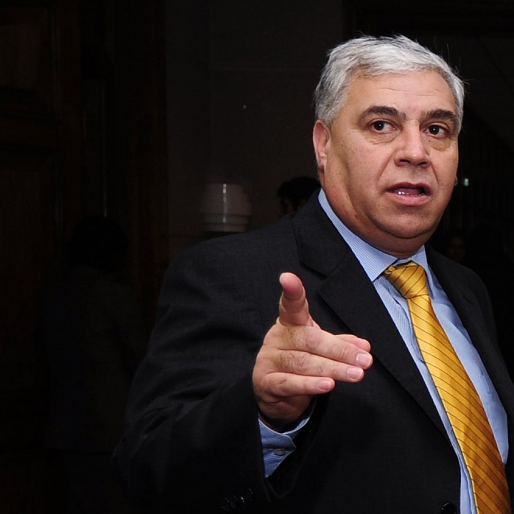 Diputado Celso Morales rechazó polémica por fotos con asesora