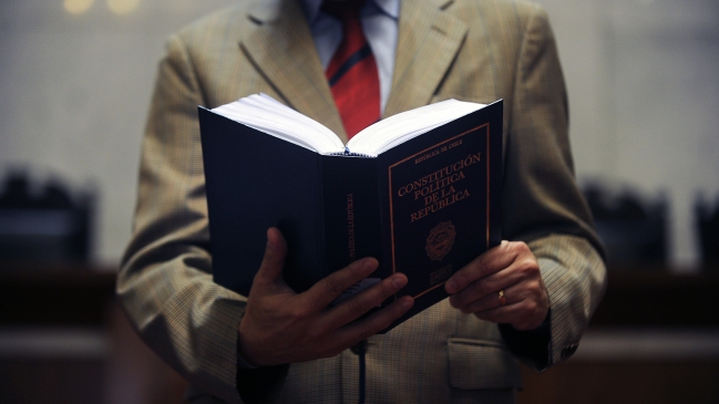 RN y DC se reunieron para buscar acercamientos sobre proceso constituyente