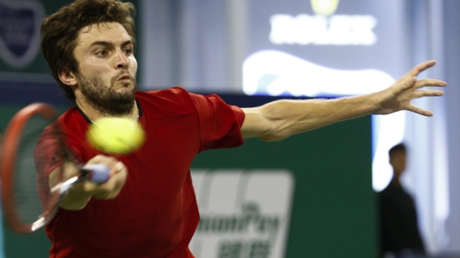 Gilles Simon pasó a octavos en Estocolmo tras vencer al argentino Leonardo Mayer