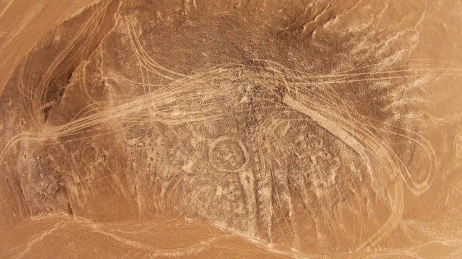 Geoglifos de Chug-Chug y Cementerio General en lista internacional de patrimonios en riesgo