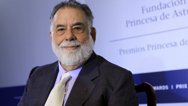Coppola anima a jóvenes cineastas a arriesgar sin pensar en el dinero