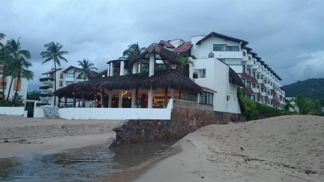 Patricia se apaga en tierras mexicanas tras dejar daños materiales menores