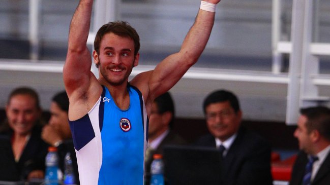 Tomás González fue primero en clasificaciones y disputará la final de suelo en Glasgow