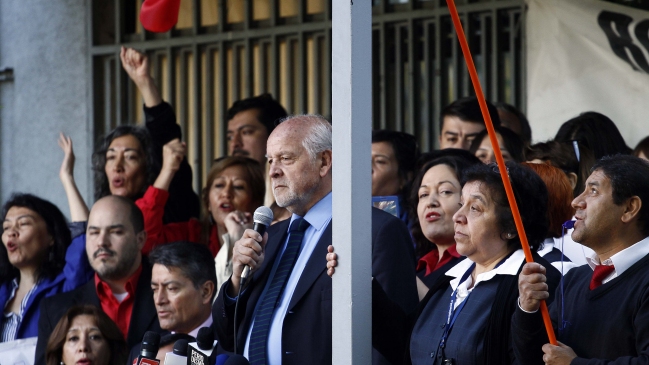 ANEF llamó a paralizar todos los servicios públicos en apoyo a funcionarios del Registro Civil