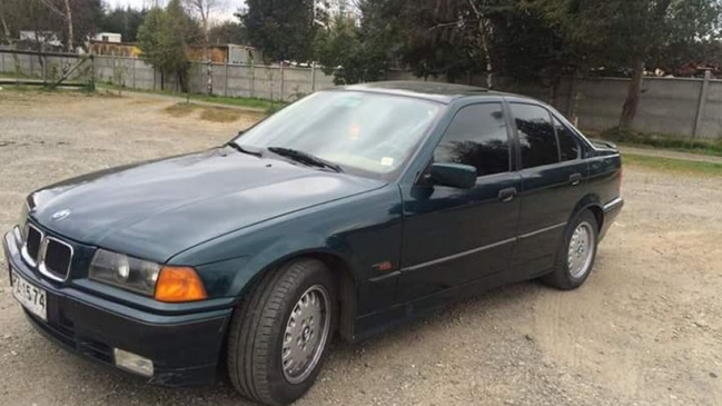 Buzos hallaron vehículo de mujer desaparecida en Valdivia