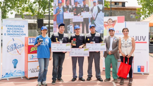 Colegio de La Pintana ganó el Desafío Solar 2015