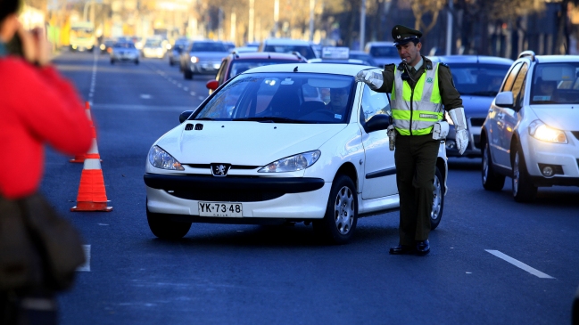 Gobierno propone restricción a autos con sello verde en plan de descontaminación