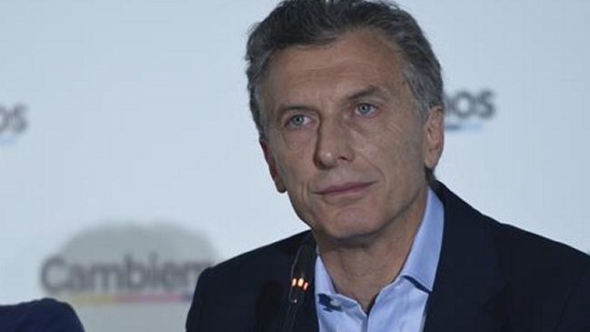Primer sondeo antes de segunda vuelta electoral argentina da triunfo a Macri