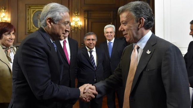 Chile se ofreció a actuar como veedor en posible cese al fuego en Colombia