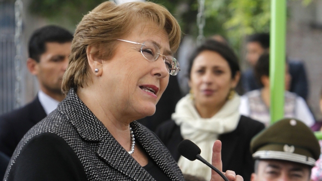 Presidenta Bachelet por casos de colusión: 