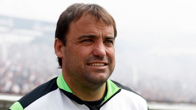 José Luis Sierra: Este triunfo sobre la U es una alegría doble porque además seguimos punteros