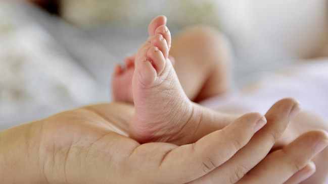 Buenos Aires: Mujer abandonó a bebé tras dar a luz en baño de servicentro