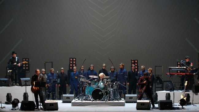 Electrodomésticos agendó show en el Teatro Municipal de Santiago