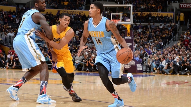 Los Nuggets agravaron el pésimo inicio de los Lakers