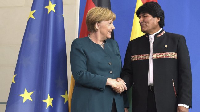 Merkel pidió que se reanude diálogo entre Chile y Bolivia por salida al mar