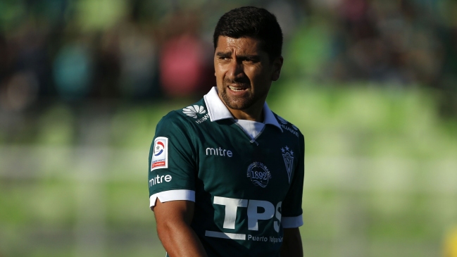 David Pizarro aclara su situación con Santiago Wanderers